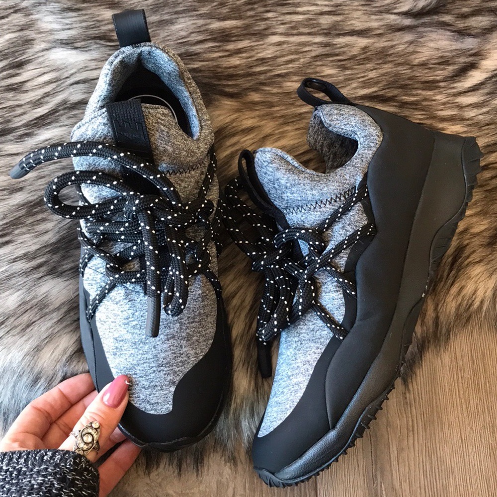 NWT🖤Nike city loop - Picture 2 of 8